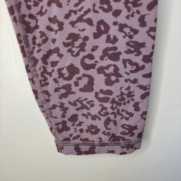 ATHLETA woman's sz XL Elation ultra high rise leopard flora mauve tights legging - Picture 8 of 13